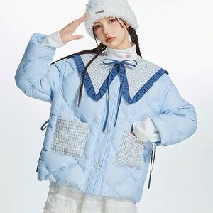 Stylish Blue Quilted Down Jacket with Plaid Accents